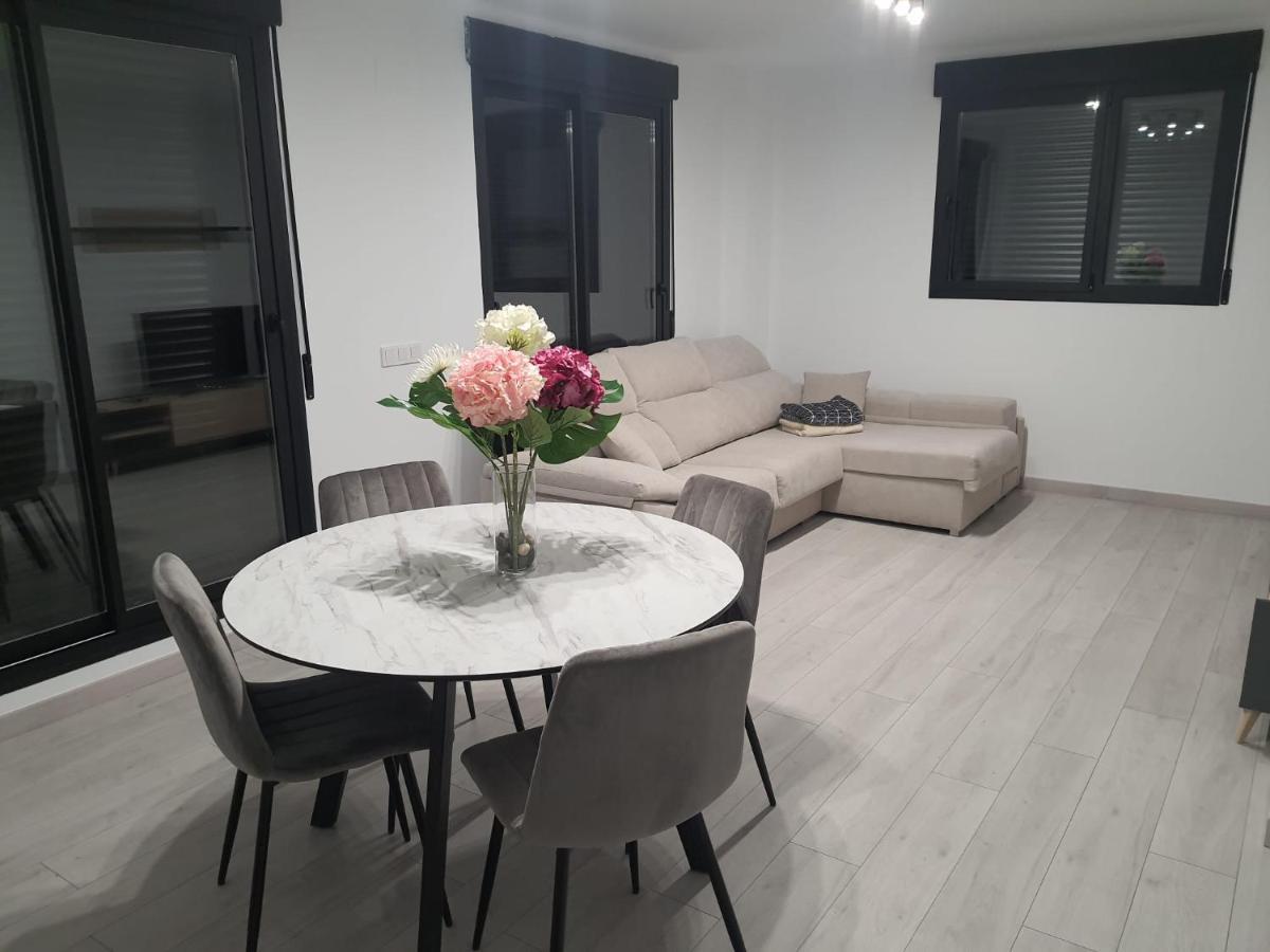 Modern & Sunny Apartment Near Valencia Paiporta Bagian luar foto